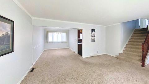 1938 Vermont St, Rolling Meadows, IL 60008 photo 3