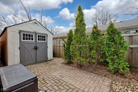 1742 E Corktree Ln, Mount Prospect, IL 60056 photo 24
