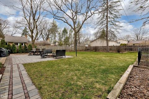 1742 E Corktree Ln, Mount Prospect, IL 60056 photo 25