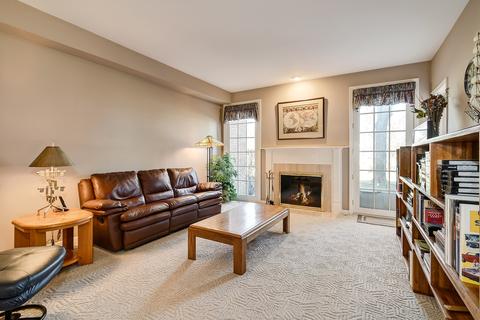 2 N Old Mill Ln, Burr Ridge, IL 60527 photo 16