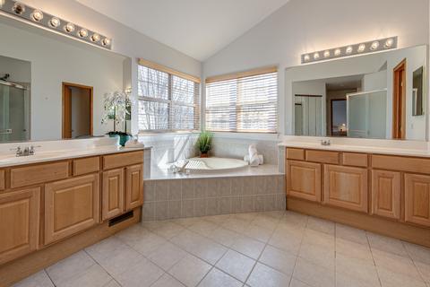 17 Montclair Ct, Cary, IL 60013 photo 17