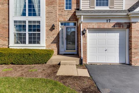 17 Montclair Ct, Cary, IL 60013 photo 2