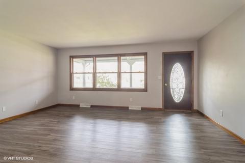 1002 E Arnold St, Sandwich, IL 60548 photo 6