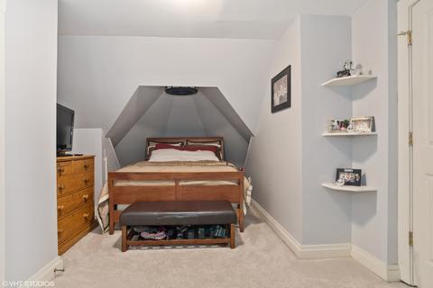 565 Park St, Elgin, IL 60120 photo 13
