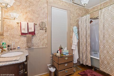565 Park St, Elgin, IL 60120 photo 10