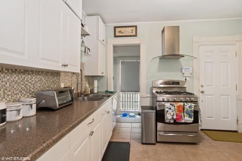 565 Park St, Elgin, IL 60120 photo 9