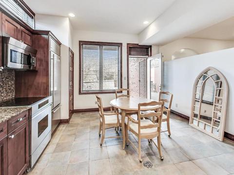 9681 Elm Ter, Des Plaines, IL 60016 photo 49