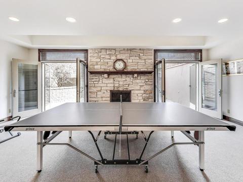 9681 Elm Ter, Des Plaines, IL 60016 photo 54