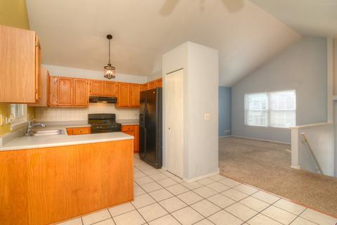 418 Harvard Ln, Bartlett, IL 60103 photo 9