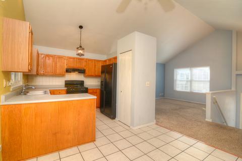 418 Harvard Ln, Bartlett, IL 60103 photo 6