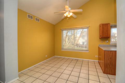 418 Harvard Ln, Bartlett, IL 60103 photo 8