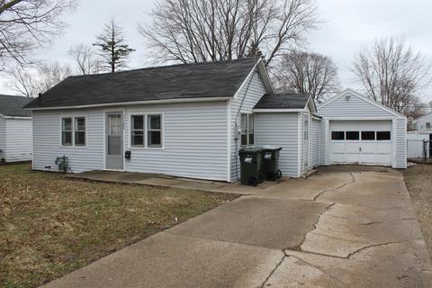 1104 E 14th St, Sterling, IL 61081 photo 1
