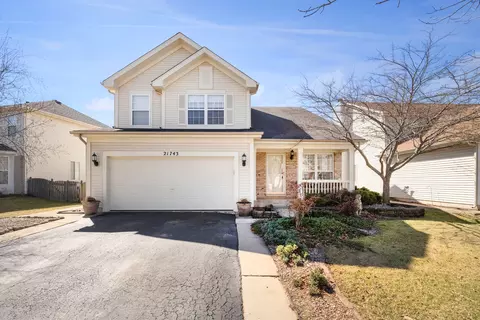 21743 Ivanhoe Trl, Plainfield, IL 60544 photo 2