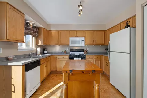 21743 Ivanhoe Trl, Plainfield, IL 60544 photo 6