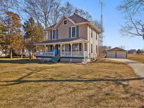 365 E Smith St, Bonfield, IL 60913 photo 2