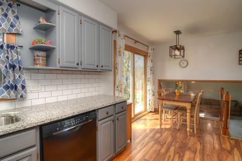 669 Bryn Mawr Ave, Bartlett, IL 60103 photo 8