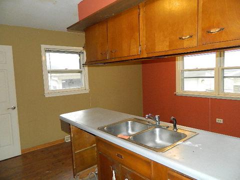 15207 Ridgeway Ave, Midlothian, IL 60445 photo 8