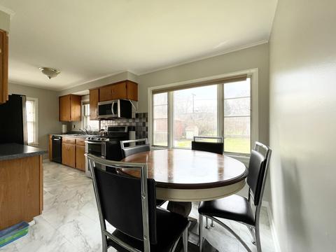 128 Harlem Ave, Glenview, IL 60025 photo 4