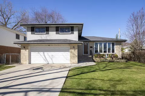680 Manor Ct, Des Plaines, IL 60016 photo 1