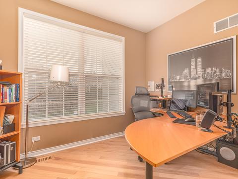 1315 Bay Meadows Dr, Bartlett, IL 60103 photo 18