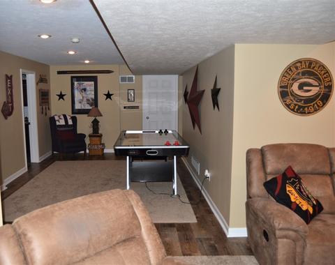 28 Downing Cir, Bloomington, IL 61704 photo 57