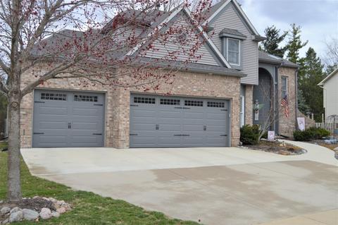 28 Downing Cir, Bloomington, IL 61704 photo 3