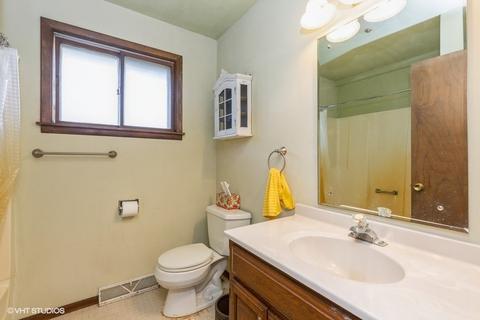 12 N262 Westview St, Elgin, IL 60124 photo 7