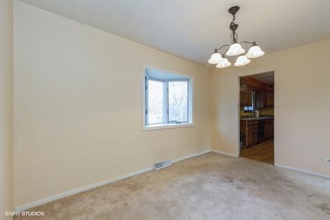 12 N262 Westview St, Elgin, IL 60124 photo 3