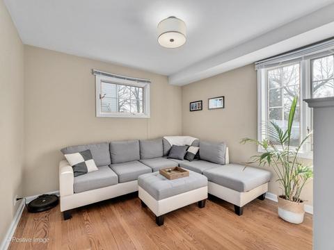 905 E Maple St, Lombard, IL 60148 photo 7