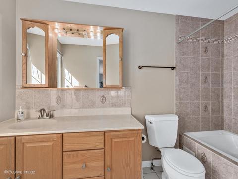 905 E Maple St, Lombard, IL 60148 photo 18