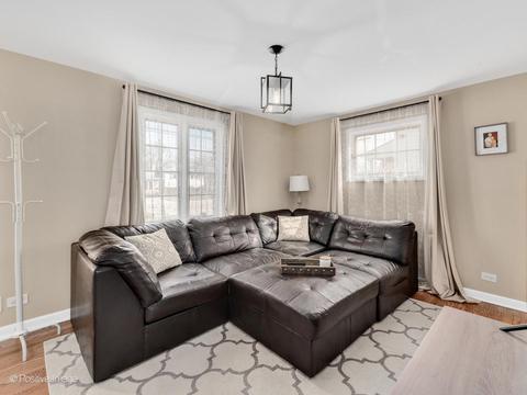 905 E Maple St, Lombard, IL 60148 photo 5