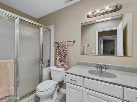 905 E Maple St, Lombard, IL 60148 photo 21