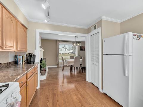 905 E Maple St, Lombard, IL 60148 photo 13