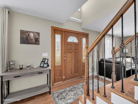 905 E Maple St, Lombard, IL 60148 photo 3