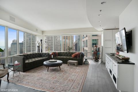 57 E Delaware Pl #3502, Chicago, IL 60611 photo 2