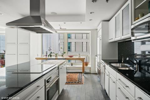 57 E Delaware Pl #3502, Chicago, IL 60611 photo 13