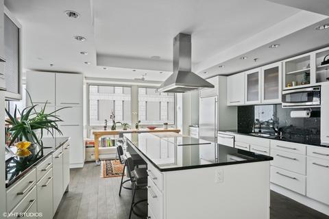 57 E Delaware Pl #3502, Chicago, IL 60611 photo 10