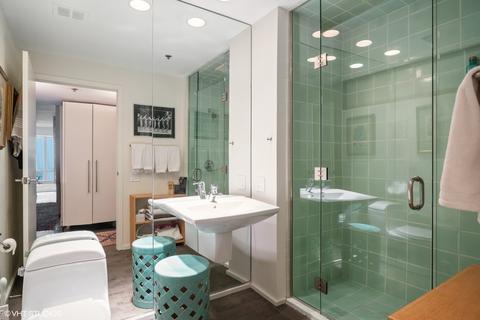 57 E Delaware Pl #3502, Chicago, IL 60611 photo 24