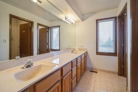1013 Elmdale Rd, Glenview, IL 60025 photo 12