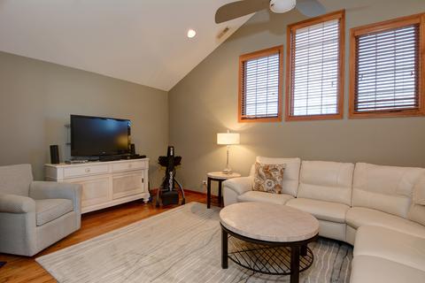 2013 Stone Dr, Mchenry, IL 60051 photo 35