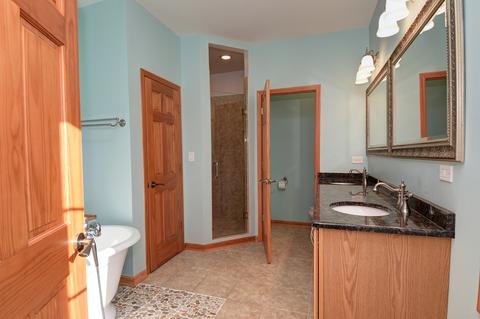 2013 Stone Dr, Mchenry, IL 60051 photo 23