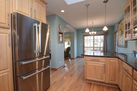 2013 Stone Dr, Mchenry, IL 60051 photo 12
