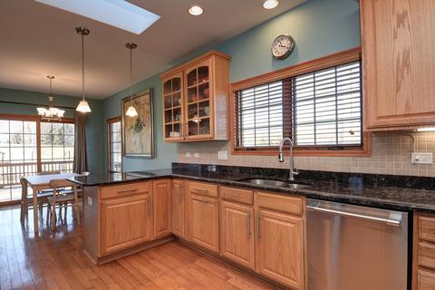 2013 Stone Dr, Mchenry, IL 60051 photo 13