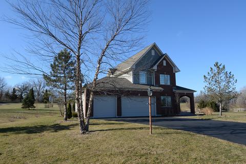 2013 Stone Dr, Mchenry, IL 60051 photo 2