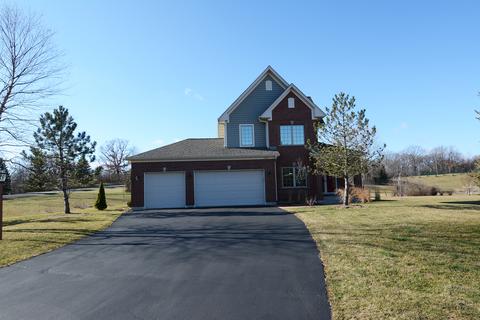2013 Stone Dr, Mchenry, IL 60051 photo 1