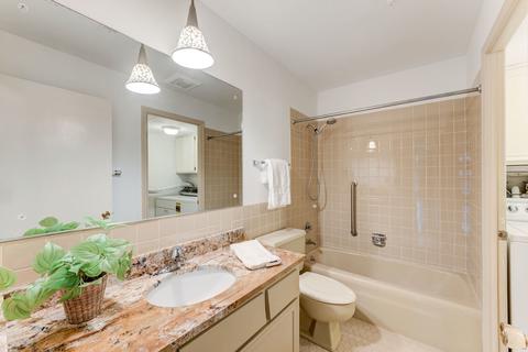 90 Franklin Pl #108, Lake Forest, IL 60045 photo 23