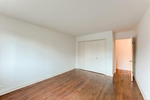 90 Franklin Pl #108, Lake Forest, IL 60045 photo 21