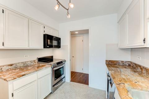 90 Franklin Pl #108, Lake Forest, IL 60045 photo 12