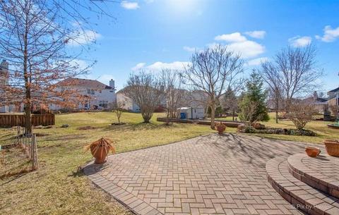 145 Fieldcrest Dr, Bartlett, IL 60103 photo 32