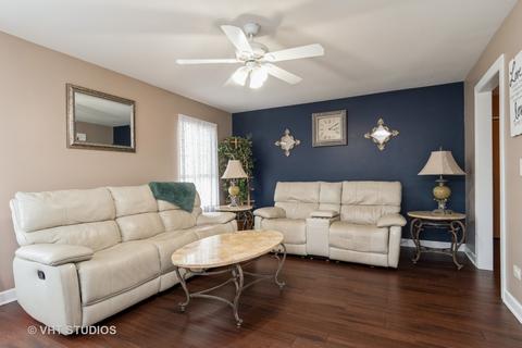 2764 Olympic Ct, Aurora, IL 60503 photo 12